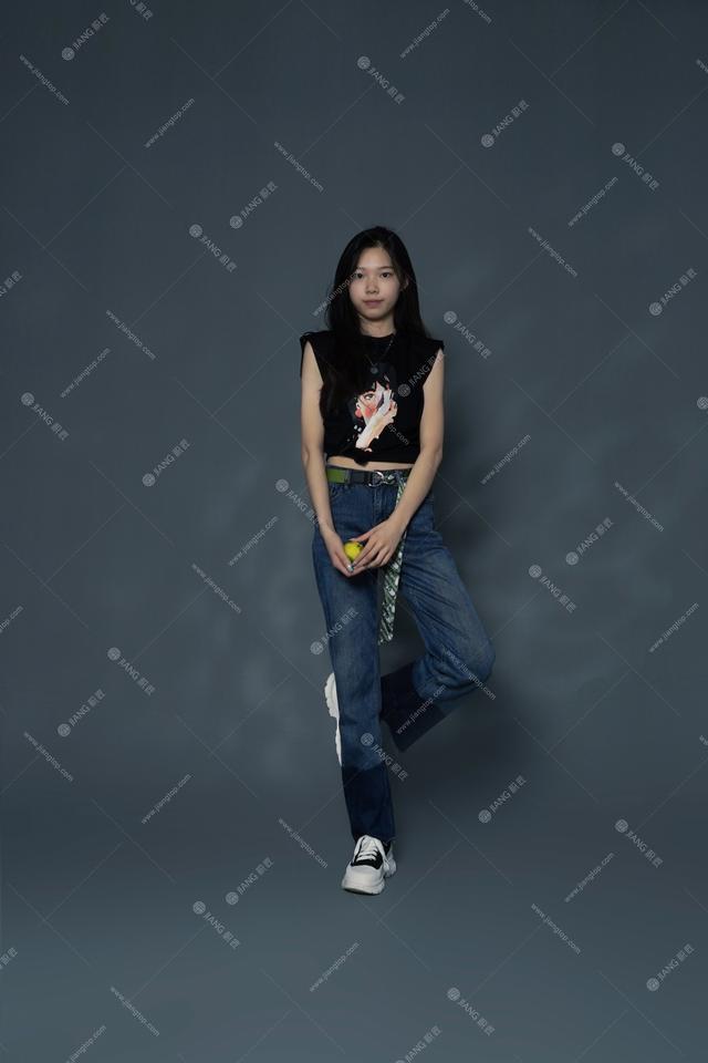 腰围70厘米是几尺几呀多大裤子（腰围70厘米是几尺几呀相当于多少码）