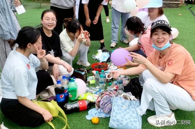 丝袜足交福利网址视频 一起赚钱的句子图片（一起挣钱的句子）