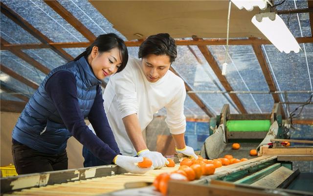 丝袜足交福利网址视频 串手链挣钱吗（加工手串赚钱吗）