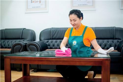 丝袜足交福利网址视频 女孩子在深圳做什么工作工资高（深圳什么工作工资高点女生）