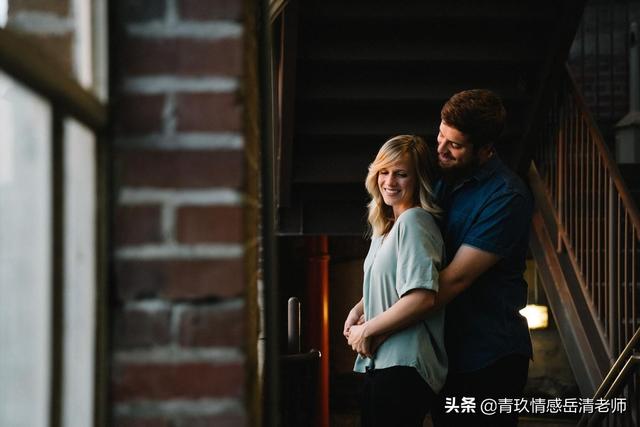 四虎免费在线观看白丝 被拉黑还能看到他的朋友圈吗，被拉黑为什么还能看到对方朋友圈？