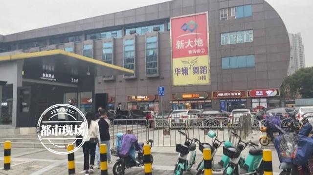 四虎免费在线观看白丝 联想电脑客户服务中心电话，联想笔记本客户服务中心电话？