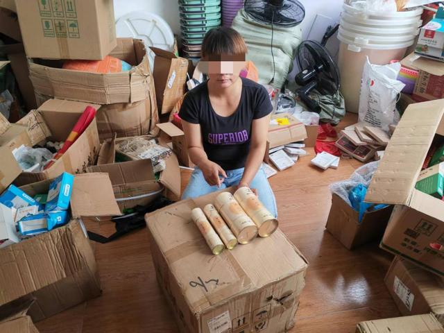 四虎免费在线观看白丝 夫妻店什么生意比较好在镇上开的，夫妻店适合做什么生意？