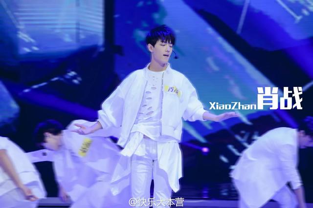 四虎免费在线观看白丝 快乐大本营 微博（快乐大本营官方微博）