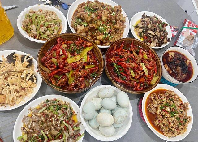 四虎免费在线观看白丝 端午发朋友圈文案短，端午发朋友圈文案宝宝？