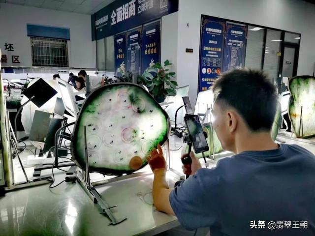 四虎免费在线观看白丝 抖音刘思懿介绍，抖音刘思懿是谁？