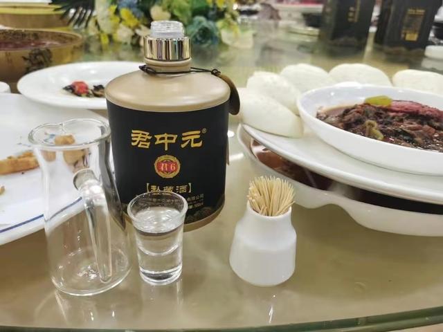 探花流出视频在线观看 在镇上开个卖散酒的店怎么样（卖散酒挣钱吗利润多少）