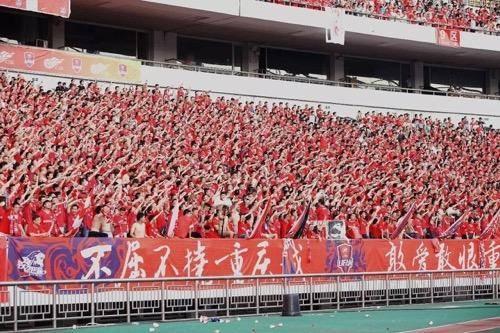 探花流出视频在线观看 国足俱乐部怎么赚钱（中超足球俱乐部怎么赚钱）