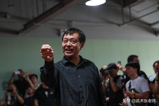 四虎免费在线观看白丝 抖音博主叫什么胃的，抖音博主叫什么玲？