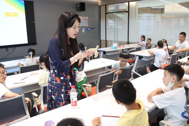 丝袜足交福利网址视频 科技小手工简单易学图片，科技小手工简单易学三年级？