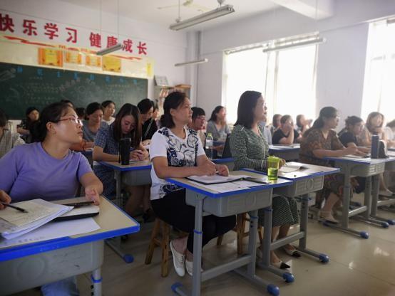 丝袜足交福利网址视频 深度学习培训（深度学习）