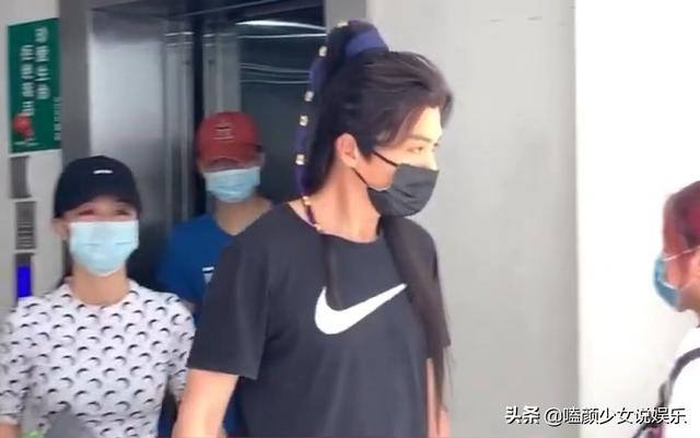 丝袜足交福利网址视频 罗成一共有几个妻子（罗成 妻子）