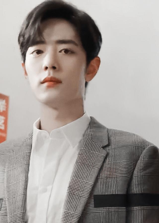 丝袜足交福利网址视频 肖战黑粉2021年新动向，肖战粉丝有多少人2021？