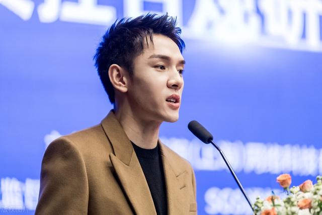 丝袜足交福利网址视频 李佳琦直播6.27？李佳琦直播6.28