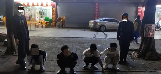 四虎免费在线观看白丝 通信平台是什么东西组成的（通信平台有哪些）