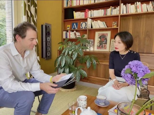 丝袜足交福利网址视频 公众号一天怎么发多条文章（公众号一天怎么发多条消息）