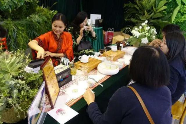 丝袜足交福利网址视频 茶叶店怎么做生意（做茶叶生意注意什么）