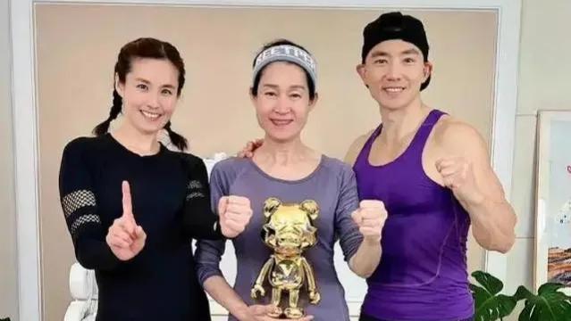 丝袜足交福利网址视频 抖音最火的减肥舞曲，抖音最火的减肥舞曲名？