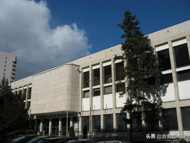 四虎免费在线观看白丝 世界钢琴家排名前十位2020（世界钢琴家排名前十位2019）