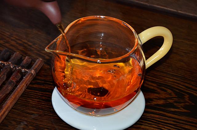 921老同兴茶饼多少钱一块（1912老同兴茶饼价格）"