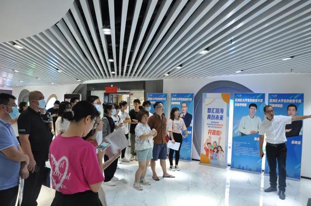 四虎免费在线观看白丝 大学生创业画布作业模板，大学生创业画布作业模板知乎？