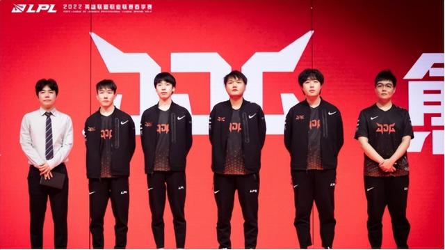 四虎免费在线观看白丝 京东战队怎么了，京东战队主场在哪？