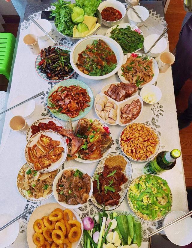 四虎免费在线观看白丝 端午发朋友圈文案短，端午发朋友圈文案宝宝？
