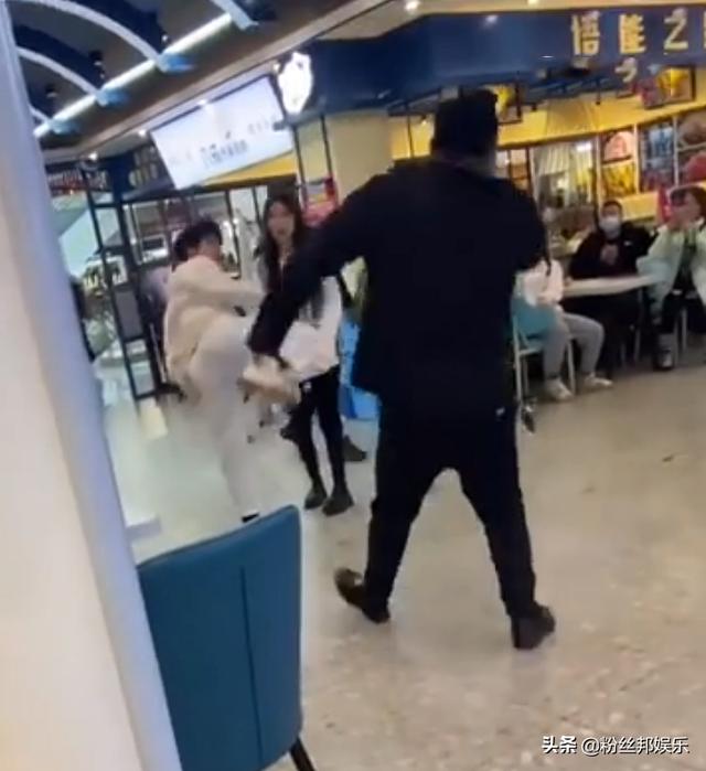 四虎免费在线观看白丝 快手王多鱼在线，快手王多鱼图片？