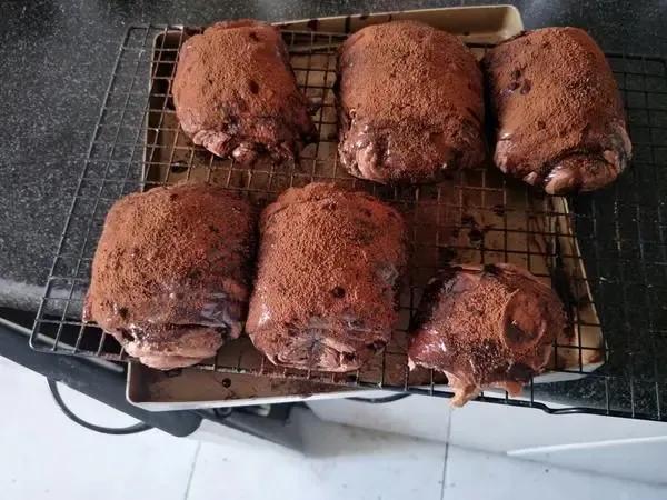 四虎免费在线观看白丝 抖音十个美食配乐纯音乐是什么，抖音十个美食配乐纯音乐视频？