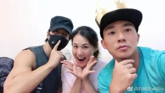 丝袜足交福利网址视频 抖音最火的减肥舞曲，抖音最火的减肥舞曲名？