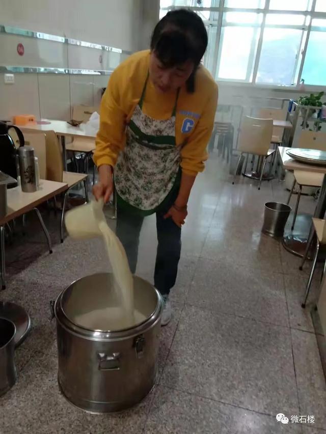 探花流出视频在线观看 小吃创业做什么好米线（小吃创业做什么好,全程扶持开店!）