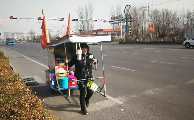 丝袜足交福利网址视频 徒步西藏直播靠什么挣钱的呢（徒步西藏直播靠什么挣钱的呀）