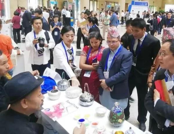 四虎免费在线观看白丝 企业的愿景是怎么写好（企业的愿景是怎么写范文）