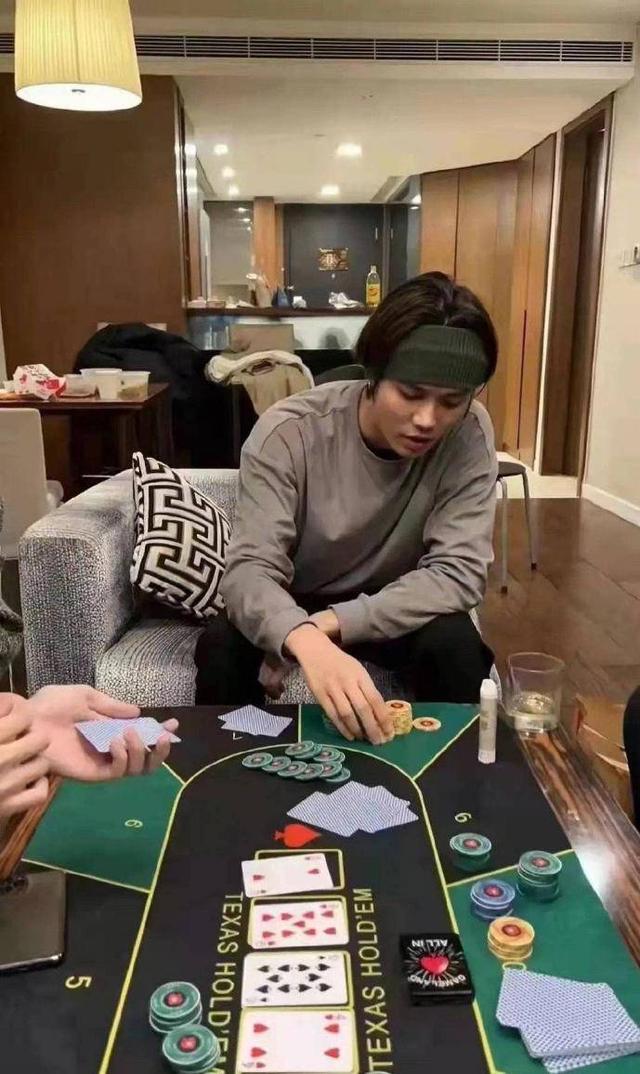 丝袜足交福利网址视频 林俊杰粉丝名怎么读，林彦俊粉丝名是什么应援色？