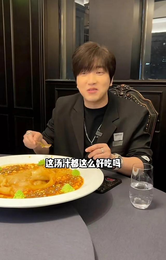 探花流出视频在线观看 网红白冰男人个人资料简介（白冰男网红简历）