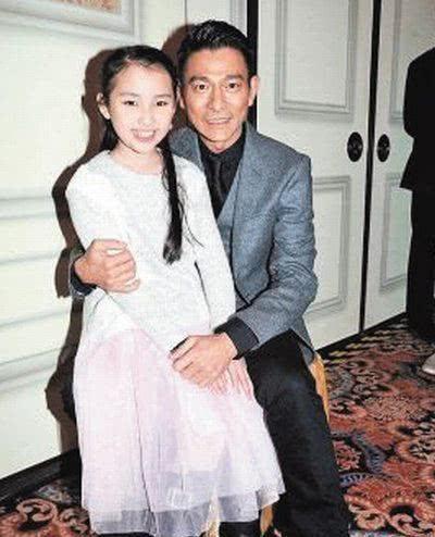 探花流出视频在线观看 头号粉丝小说阅读，头号粉丝全文在线阅读？