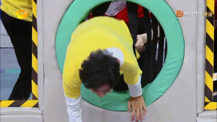 四虎免费在线观看白丝 快乐大本营 微博（快乐大本营官方微博）
