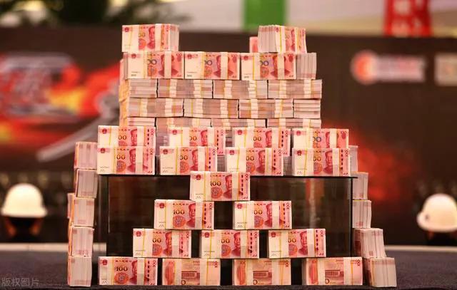 丝袜足交福利网址视频 金融销售工资一般是多少钱，金融销售好吗？