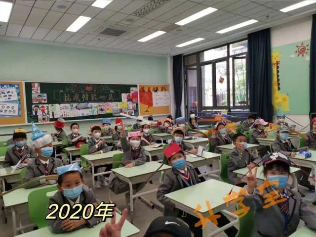 探花流出视频在线观看 大学开学图片发朋友圈，大学开学图片发朋友圈文案？