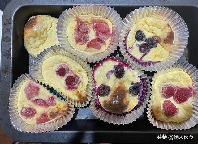 晒自己做的菜发朋友圈的幽默句，自己做菜发朋友圈配文字幽默说说？