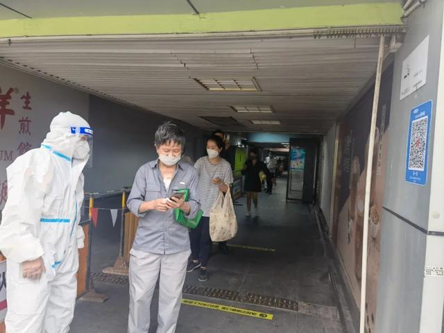 四虎免费在线观看白丝 天猫超市优惠卷怎么领，天猫超市优惠券从哪里领？