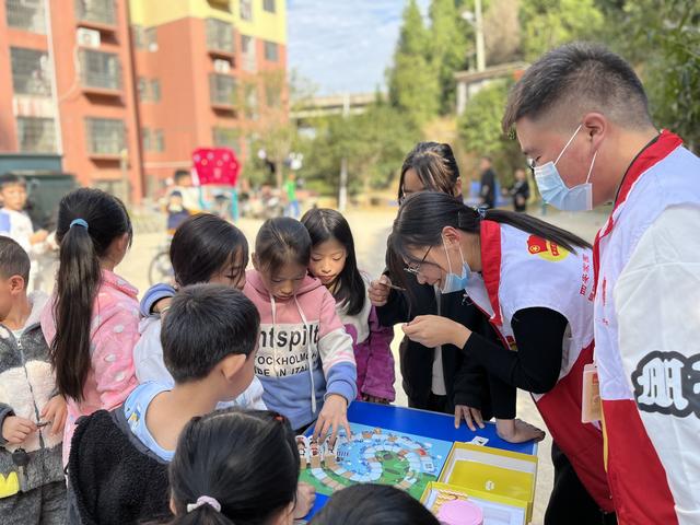 探花流出视频在线观看 大学有新意的摊位游戏，儿童摊位游戏项目介绍